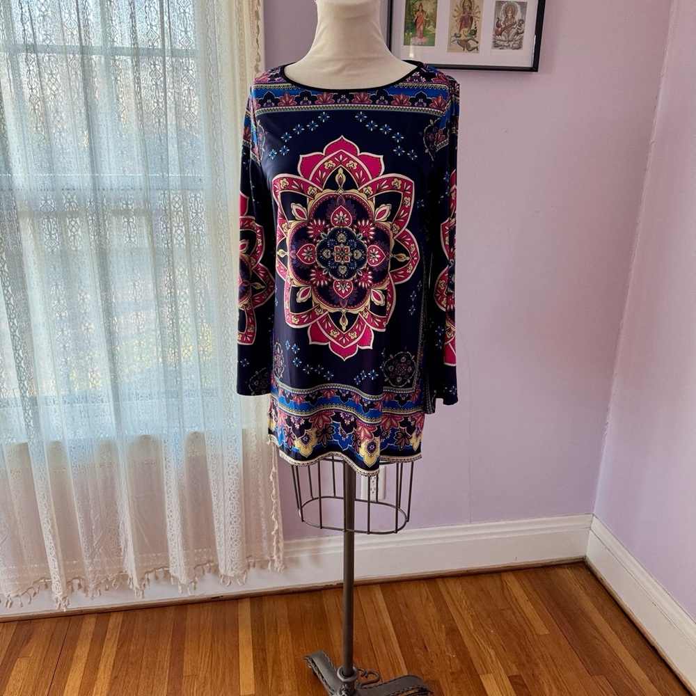 Melissa Paige Dark Blue and Pink Mandala Tunic M